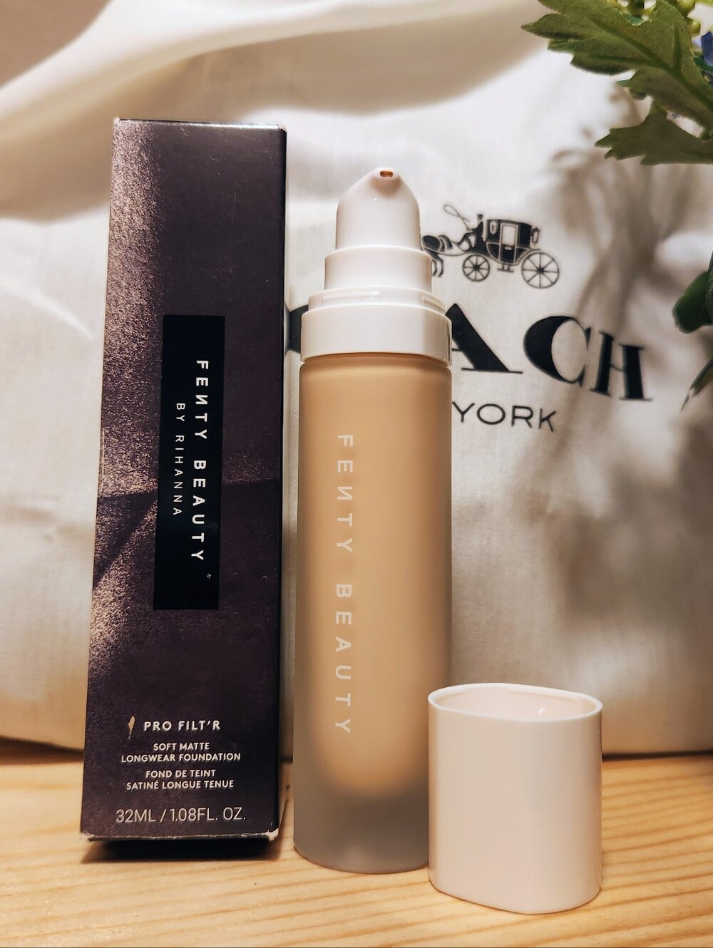 Fenty Pro Filt'r Foundation 175 - Picture 1 of 5